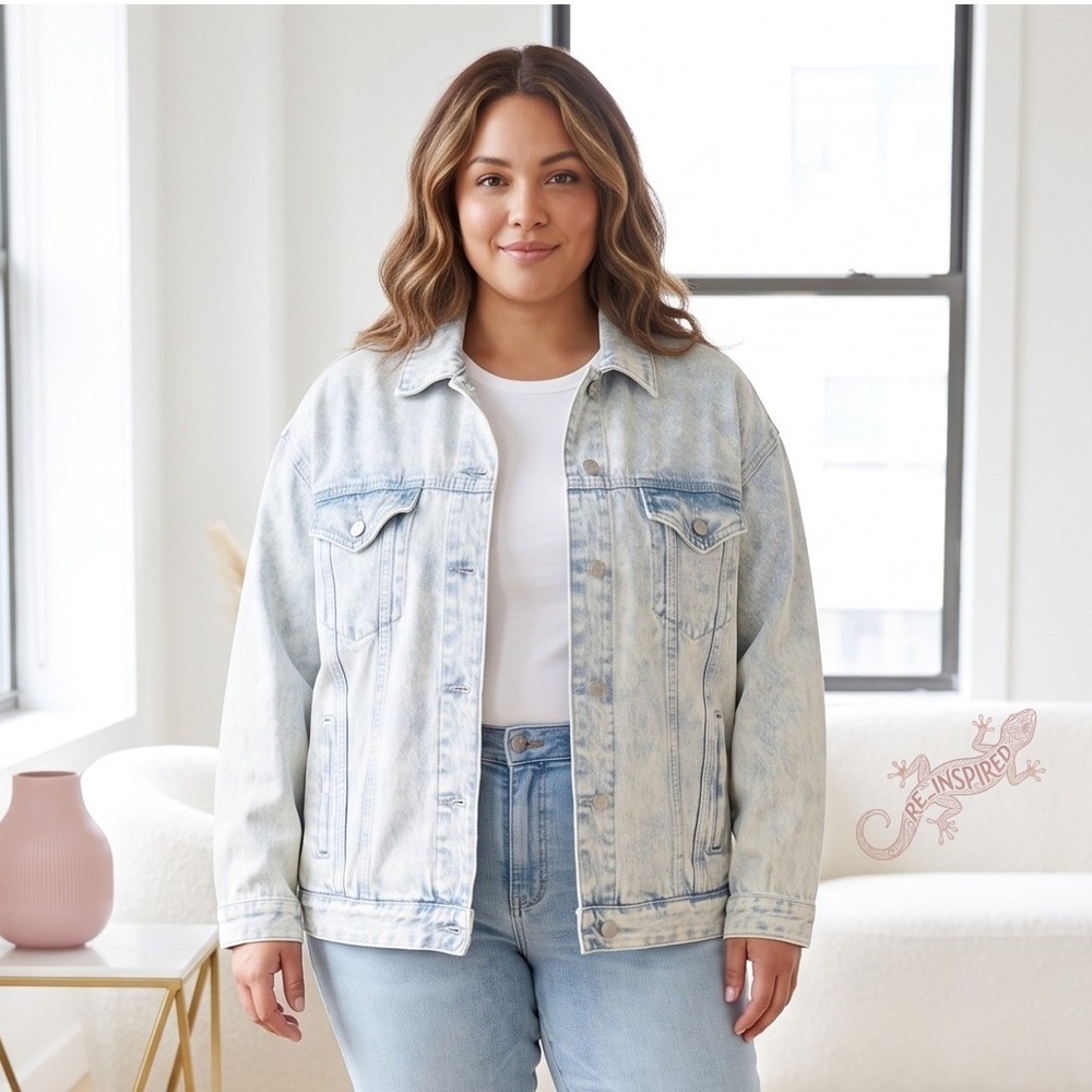 Wild Fable Denim Jacket Women Medium Light Wash Acid Wash Oversized Jean Trucker